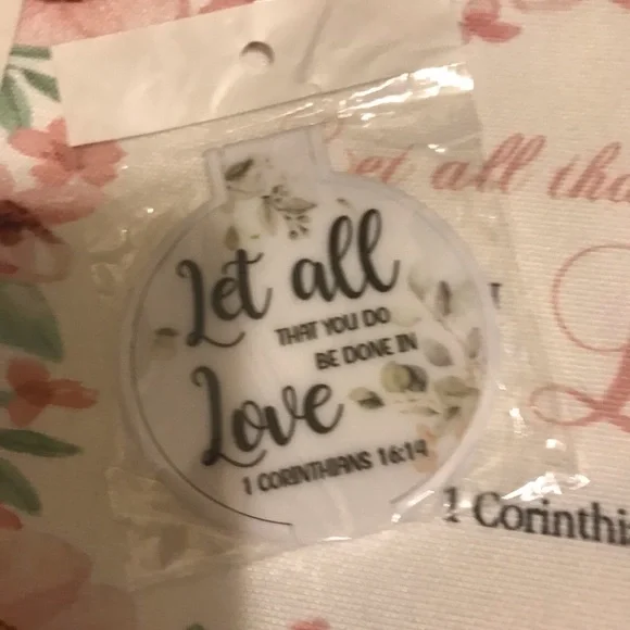 Religious Cosmetic Bag Beauty Bundle - Picture 3 of 4